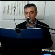 Doy clases de música, guitarra, 🎹 piano, canto